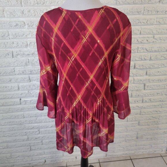 Catherines Womens Top 1X Tunic Bell Sleeve Red Pink Sheer Beaded GEO260E - Picture 7 of 11